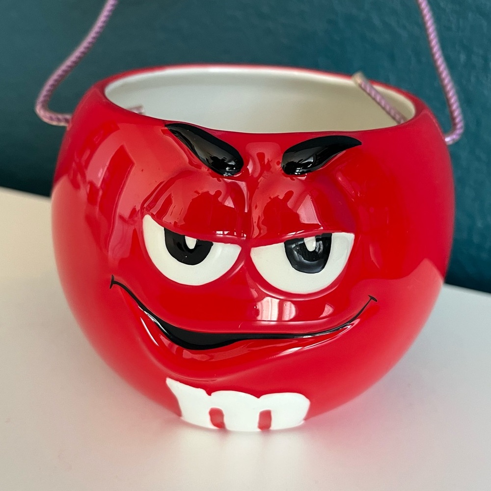 Halloween M&M Ceramic Candy Dish Basket 3.5” Wired Handle - Picture 2 of 6